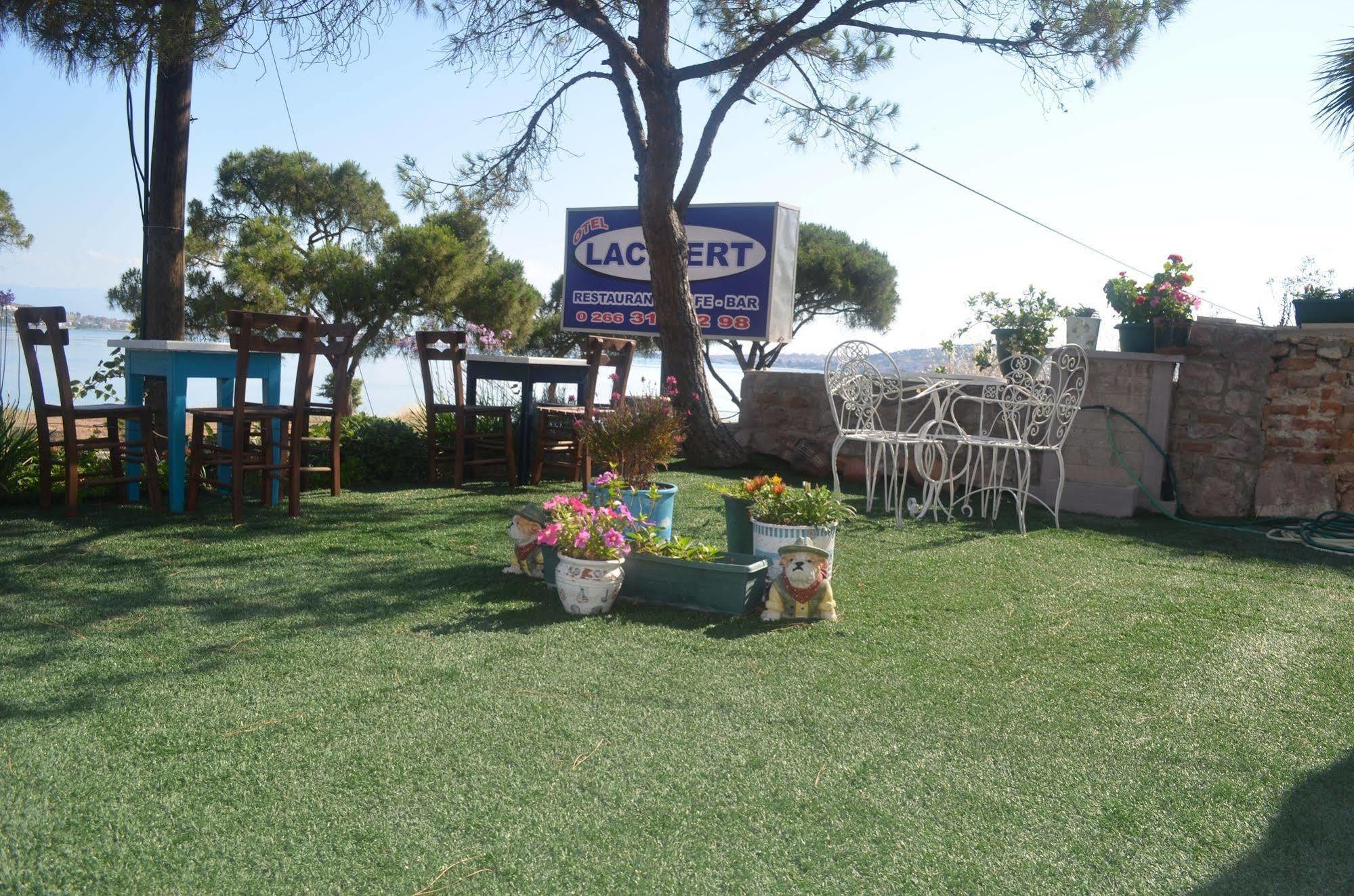 Lacivert Hotel Ayvalı Kültér fotó