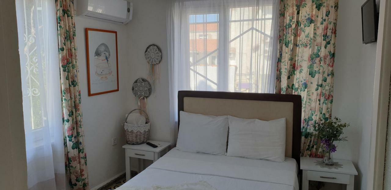 Lacivert Hotel Ayvalı Kültér fotó