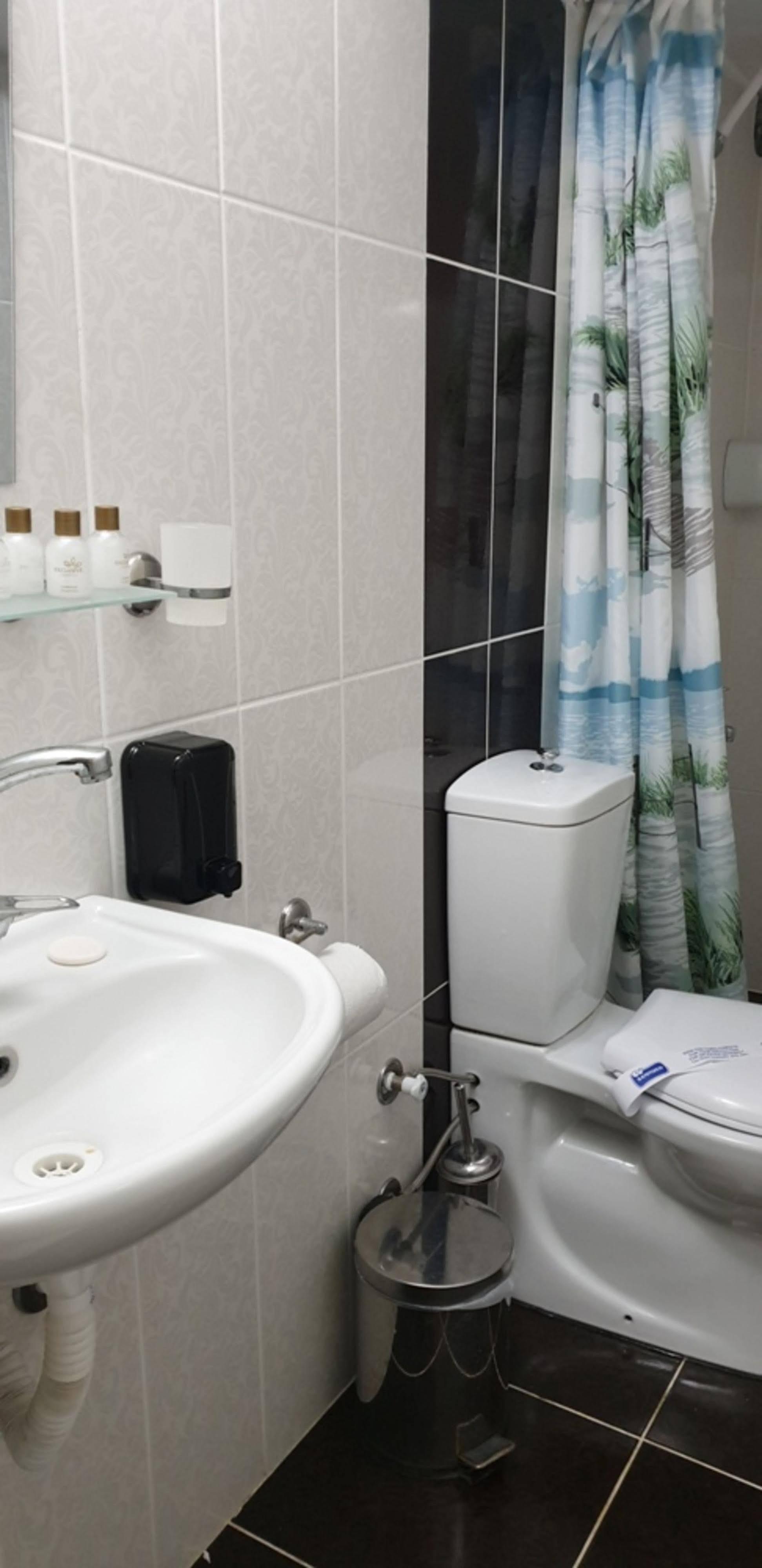 Lacivert Hotel Ayvalı Kültér fotó
