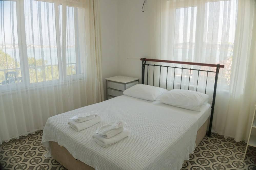 Lacivert Hotel Ayvalı Kültér fotó